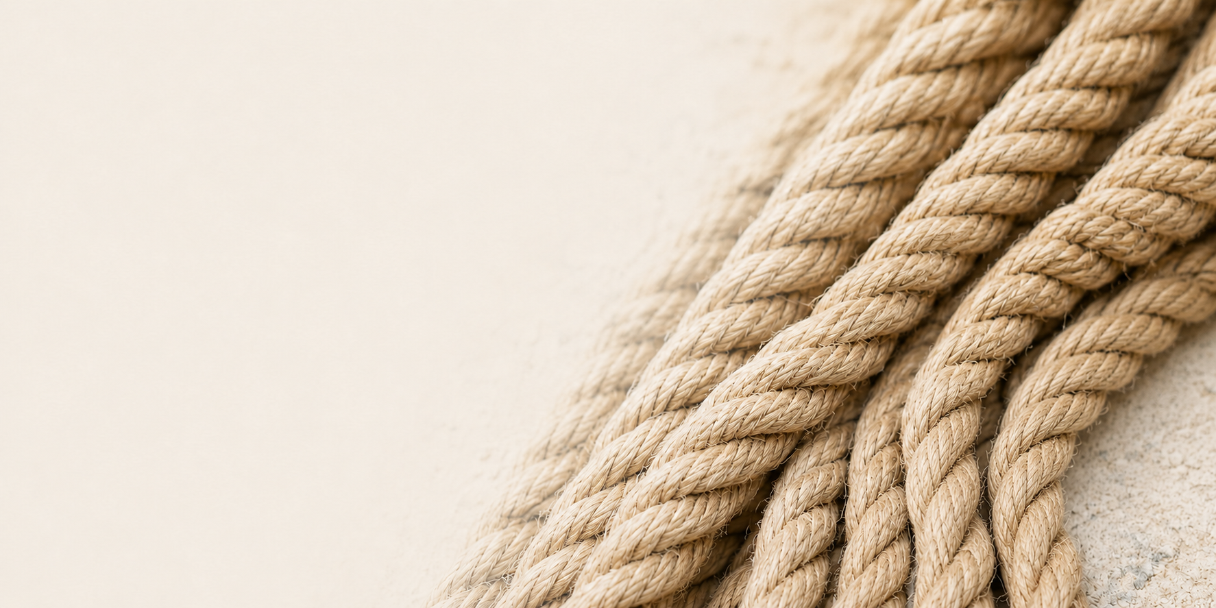 Manufacturers & Suppliers of Traditional Three Strand Twisted Ropes